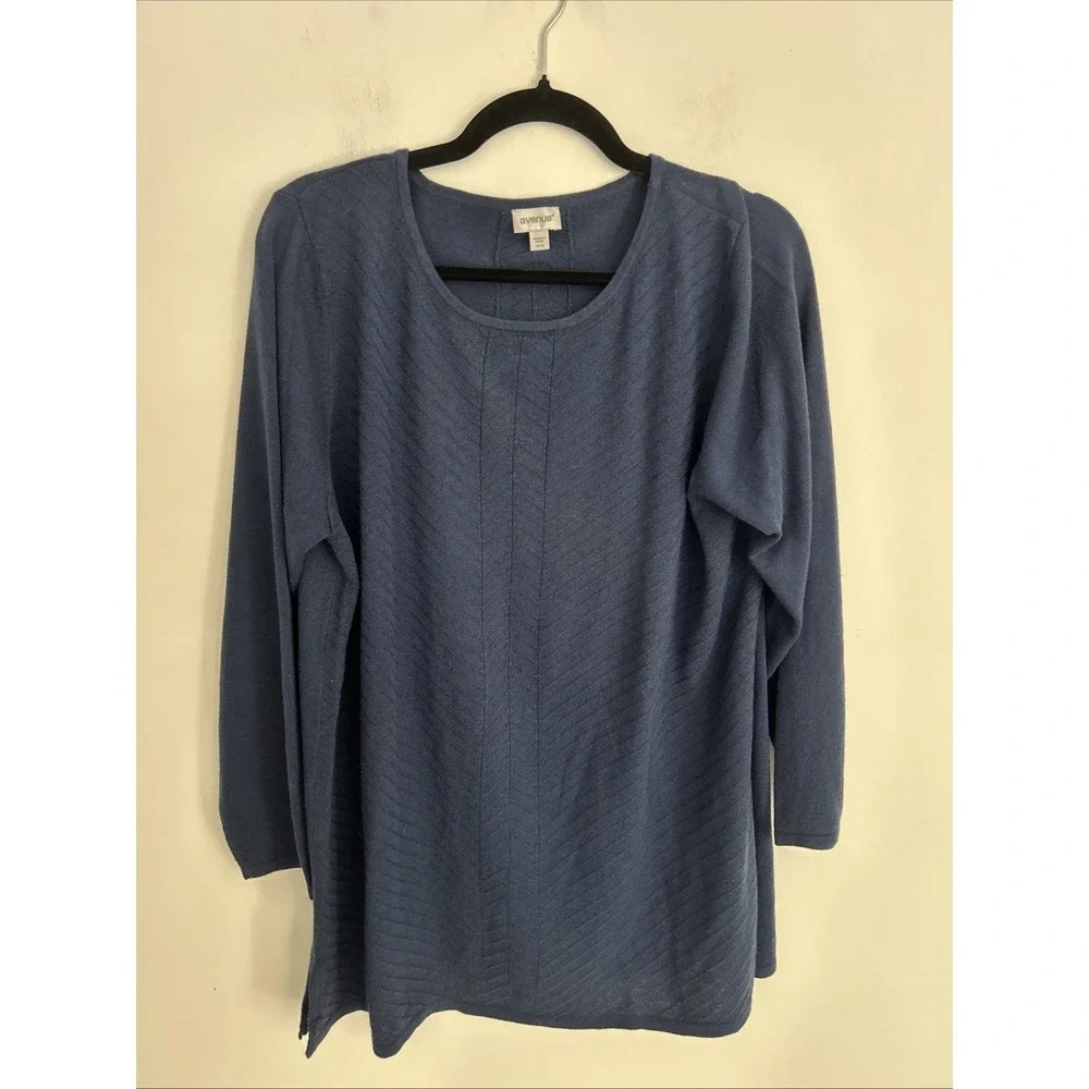 Avenue Women's Large Navy Blue Long Sleeve Textured Knit Lightweight Pull‎ Over